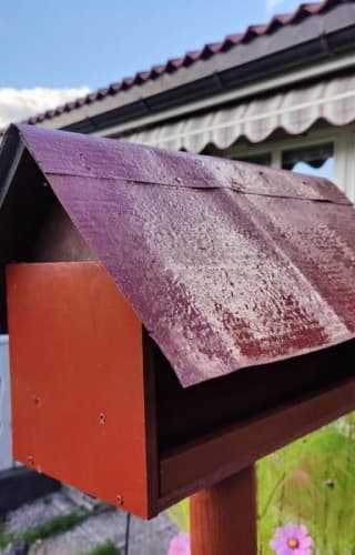 Vi fornyer også tak på fuglekasser!